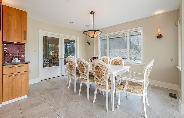 4389 Locarno Crescent Point Grey