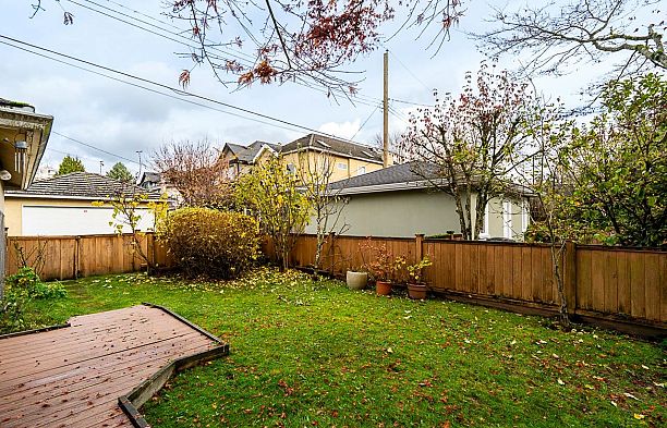 2443 W 47th Avenue Kerrisdale
