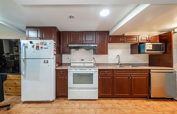 1989 W King Edward Avenue Shaughnessy