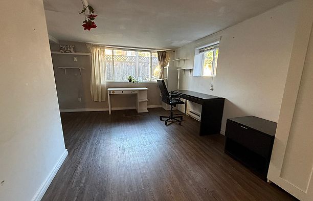 3088 Discovery Street Point Grey