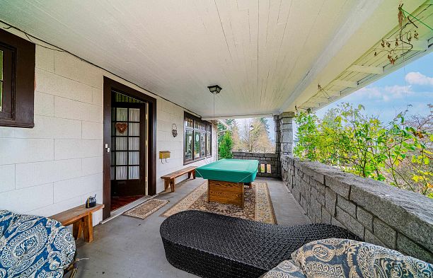 1989 W King Edward Avenue Shaughnessy