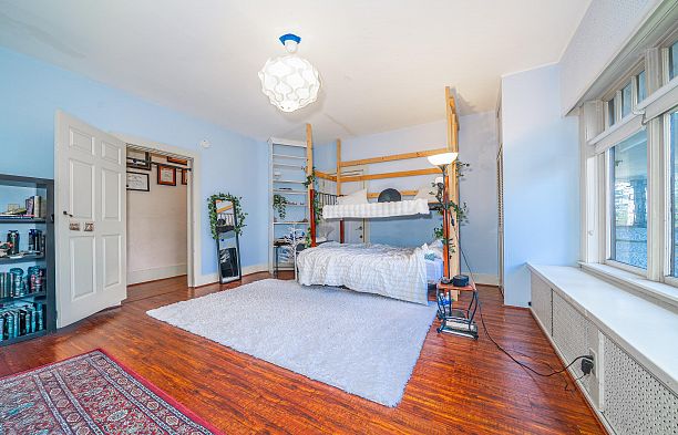 1989 W King Edward Avenue Shaughnessy