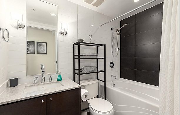 PH803 988 Richards Street Yaletown