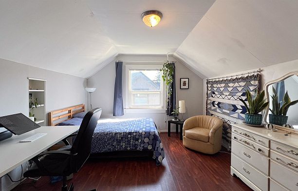 3088 Discovery Street Point Grey