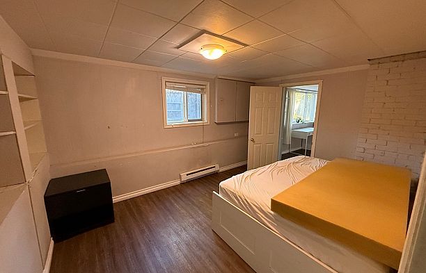 3088 Discovery Street Point Grey