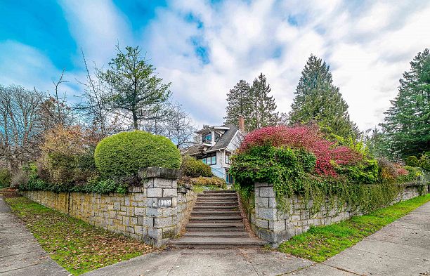 1989 W King Edward Avenue Shaughnessy