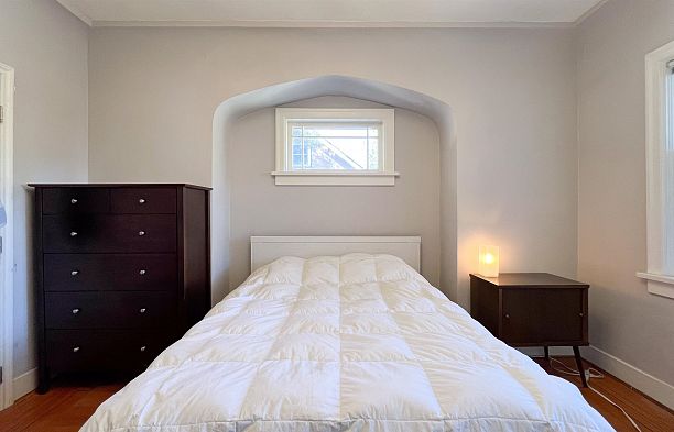 3088 Discovery Street Point Grey