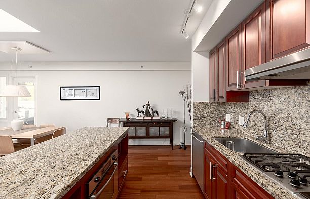 PH803 988 Richards Street Yaletown