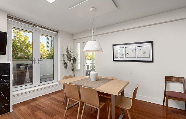 PH803 988 Richards Street Yaletown