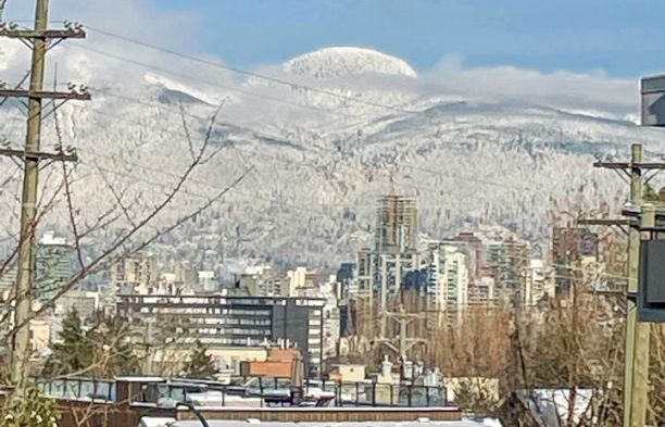 312 2033 W 7th Avenue Kitsilano