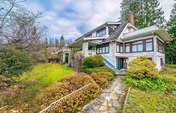 1989 W King Edward Avenue Shaughnessy