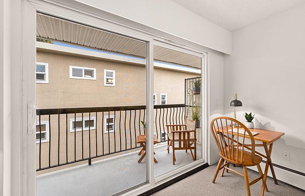 312 2033 W 7th Avenue Kitsilano