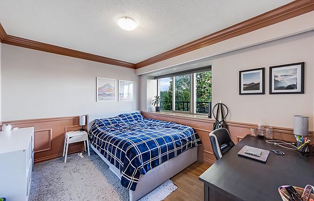 3150 W 26th Avenue MacKenzie Heights