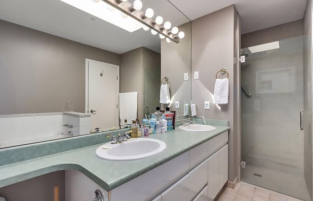 4543 W 11th Avenue Point Grey