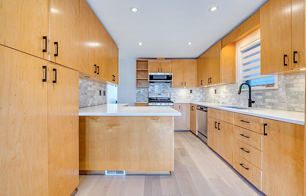 4377 W 12th Avenue Point Grey