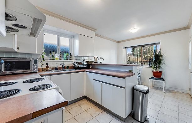 3150 W 26th Avenue MacKenzie Heights