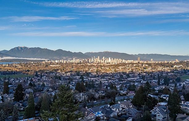 3150 W 26th Avenue MacKenzie Heights