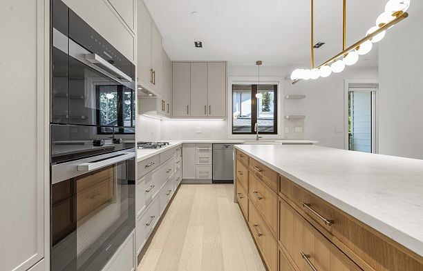 3218 W 39th Avenue Kerrisdale