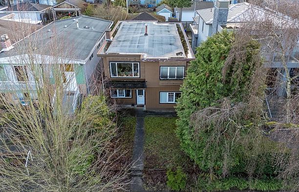 3150 W 26th Avenue MacKenzie Heights