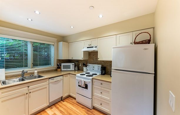 3939 W 14th Avenue Point Grey