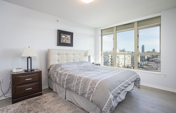 804 2799 Yew Street Kitsilano