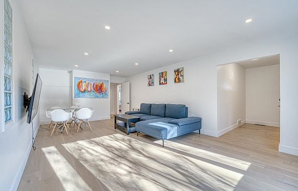 4377 W 12th Avenue Point Grey