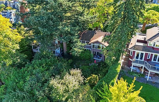 4523 W 1st Avenue Point Grey