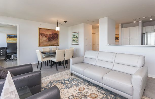 804 2799 Yew Street Kitsilano