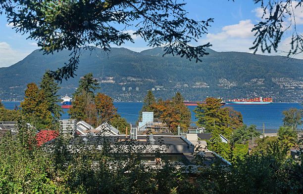 4523 W 1st Avenue Point Grey