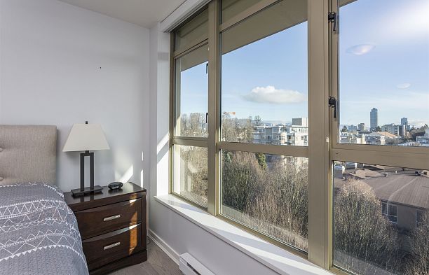 804 2799 Yew Street Kitsilano