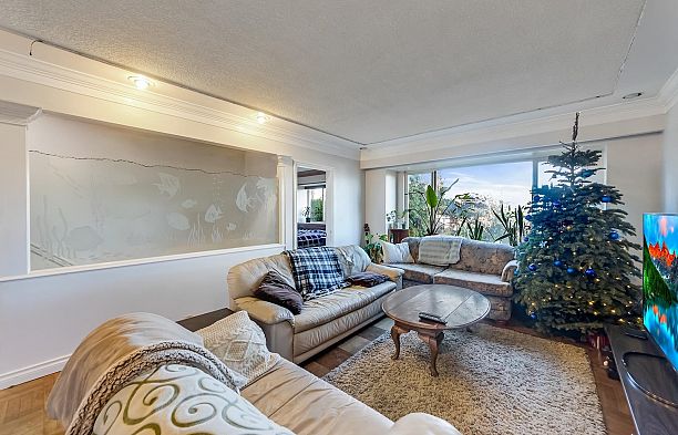 3150 W 26th Avenue MacKenzie Heights