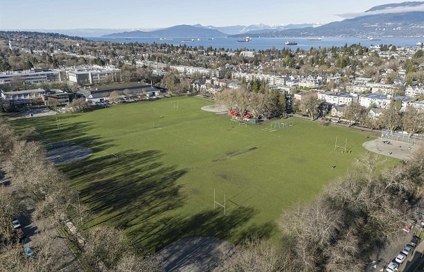 804 2799 Yew Street Kitsilano