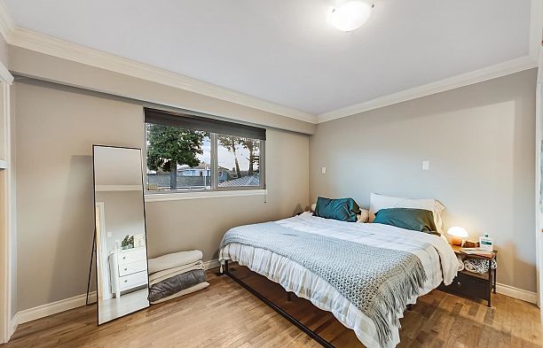 3150 W 26th Avenue MacKenzie Heights