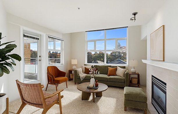 303 3580 W 41st Avenue Southlands