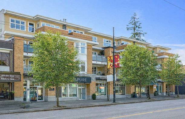 303 3580 W 41st Avenue Southlands