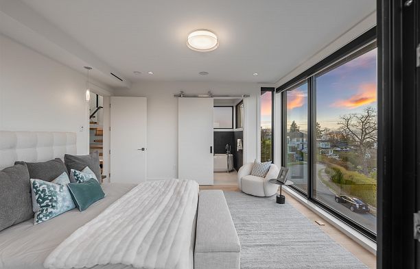 4346 Locarno Crescent Point Grey