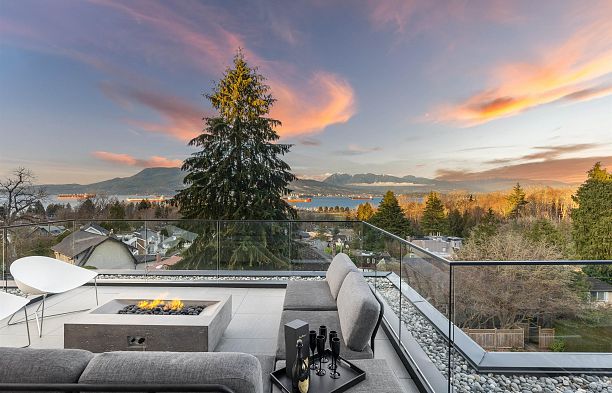 4346 Locarno Crescent Point Grey