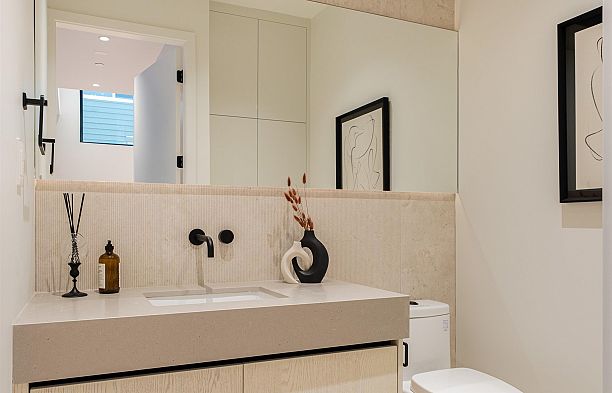 1 4018 W 21st Avenue Dunbar