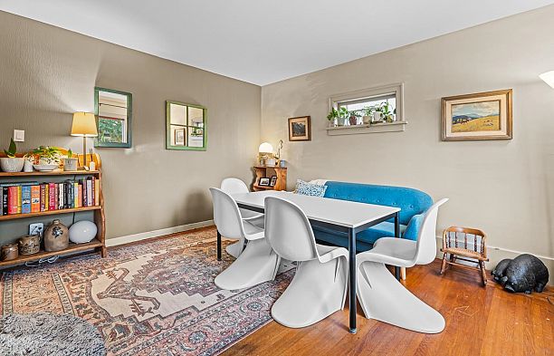 3137 W 28th Avenue MacKenzie Heights