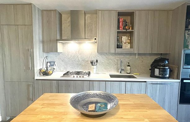 1083 87 Nelson Street Yaletown