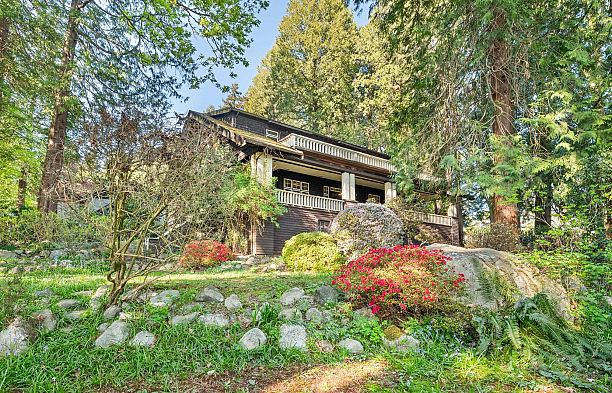 6376 Collingwood Street Southlands