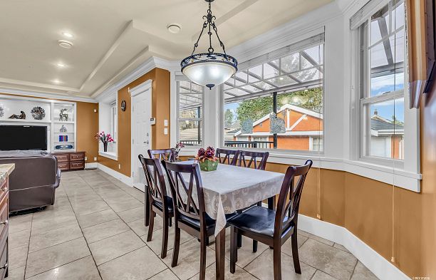 2139 W 22nd Avenue Arbutus