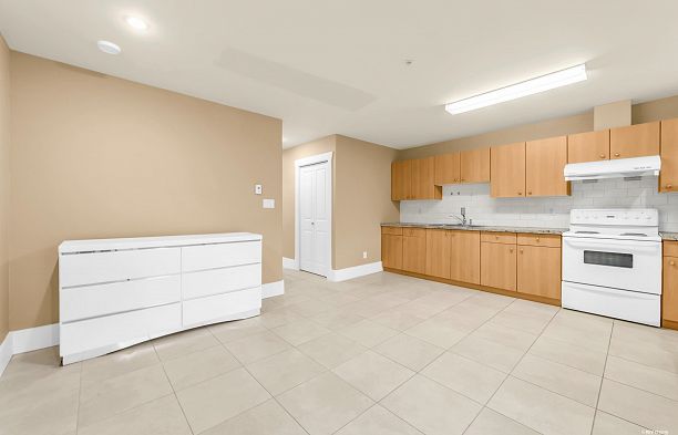 2139 W 22nd Avenue Arbutus