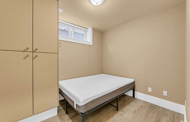 2139 W 22nd Avenue Arbutus