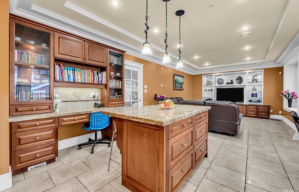 2139 W 22nd Avenue Arbutus