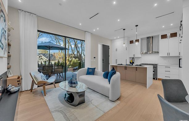 1 4150 W 14th Avenue Point Grey