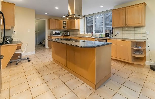 8405 Gillnet Place Southlands