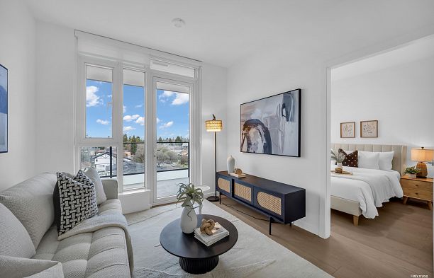 408 8415 Granville Street S.W. Marine