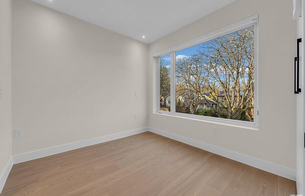 1 4150 W 14th Avenue Point Grey