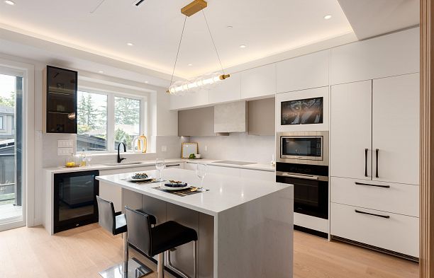 2020 Nanton Avenue Quilchena